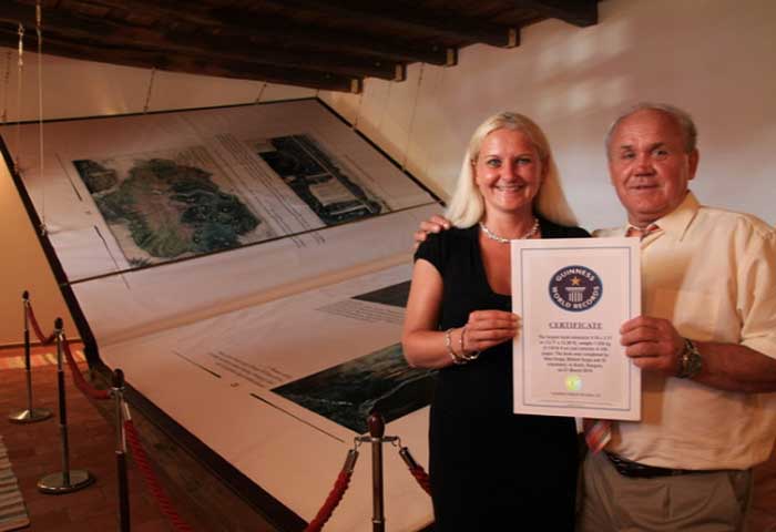 A világ legnagyobb könyve, magyar Guinness rekord